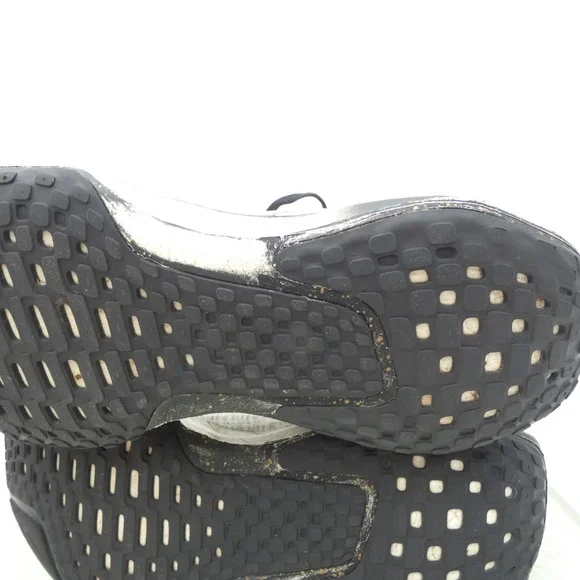 Nike Invincible 3 IB2756-100 Men's 11.5 Running Shoes Black Smoke Gray Sneakers